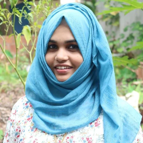 Samira Khalid